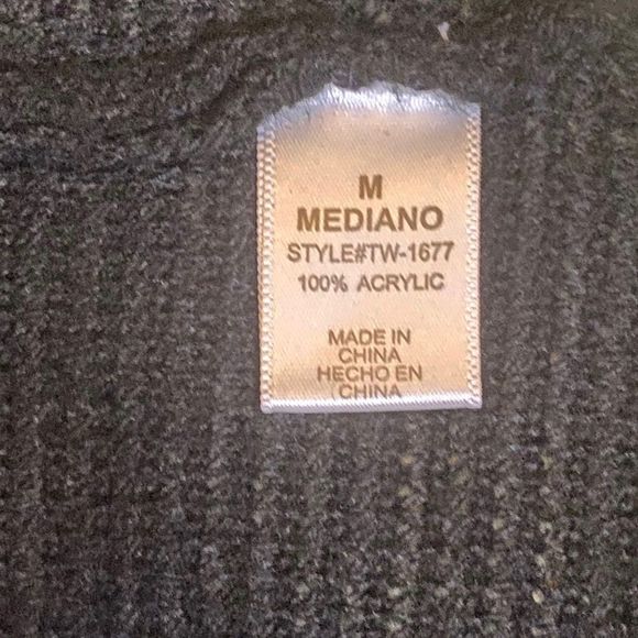 🎈 Zenana Outfitters Lightweight Cold Shoulder Sweater with Slit Detail - Picture 6 of 6